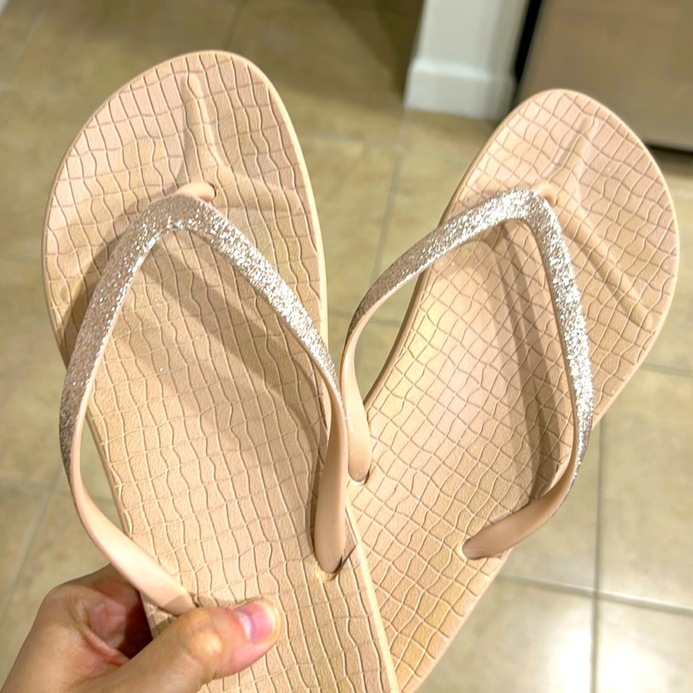 Gold Spakle Flip Flops